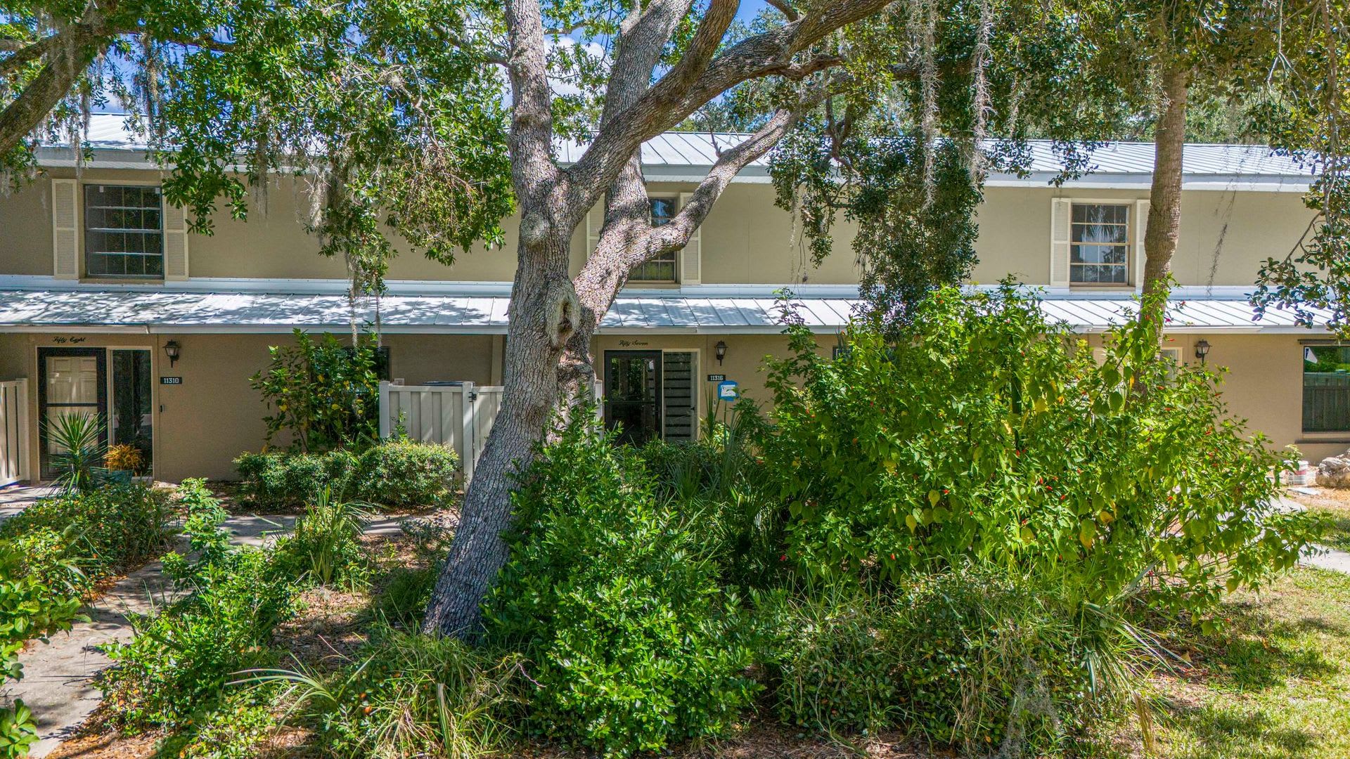 2/2.5 Town Home Away From Home in Crystal River – photo 1