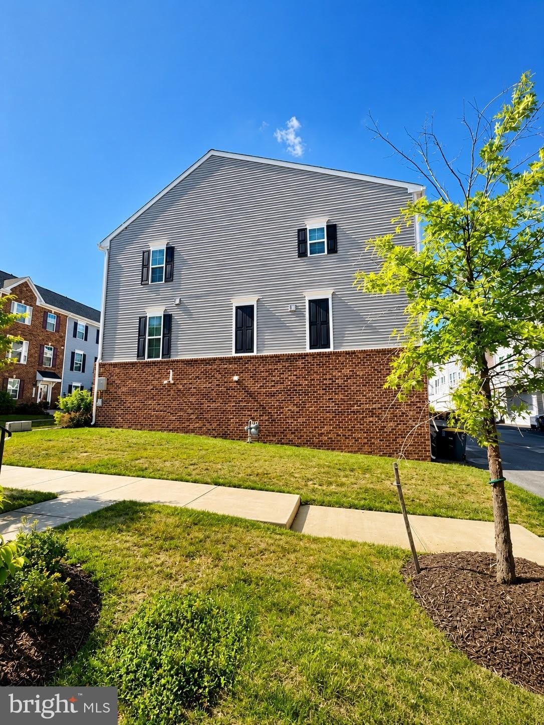 11214 MERIDIAN HILL Way – photo 2