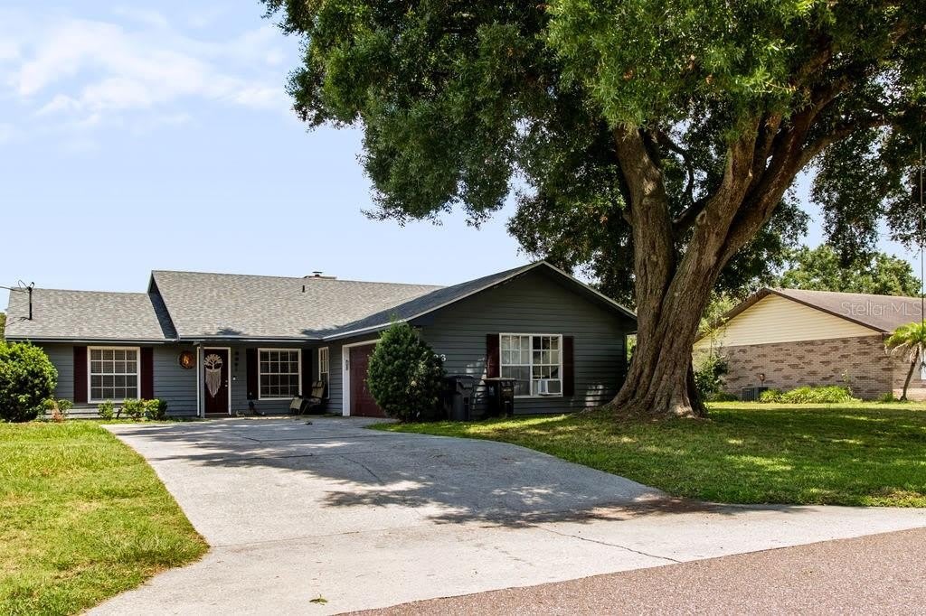 506 MANDY Street – photo 3