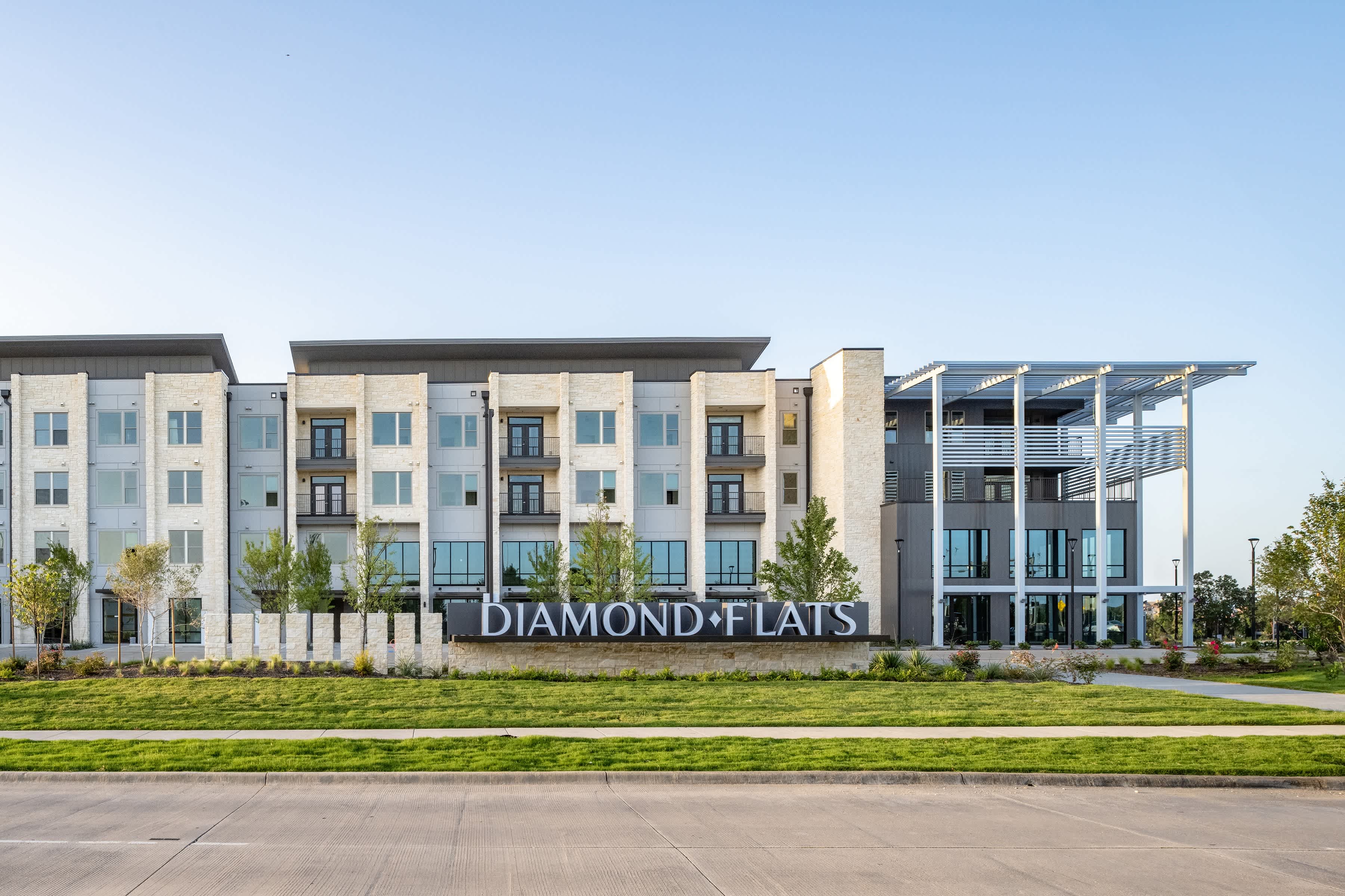 Diamond Flats – photo 1