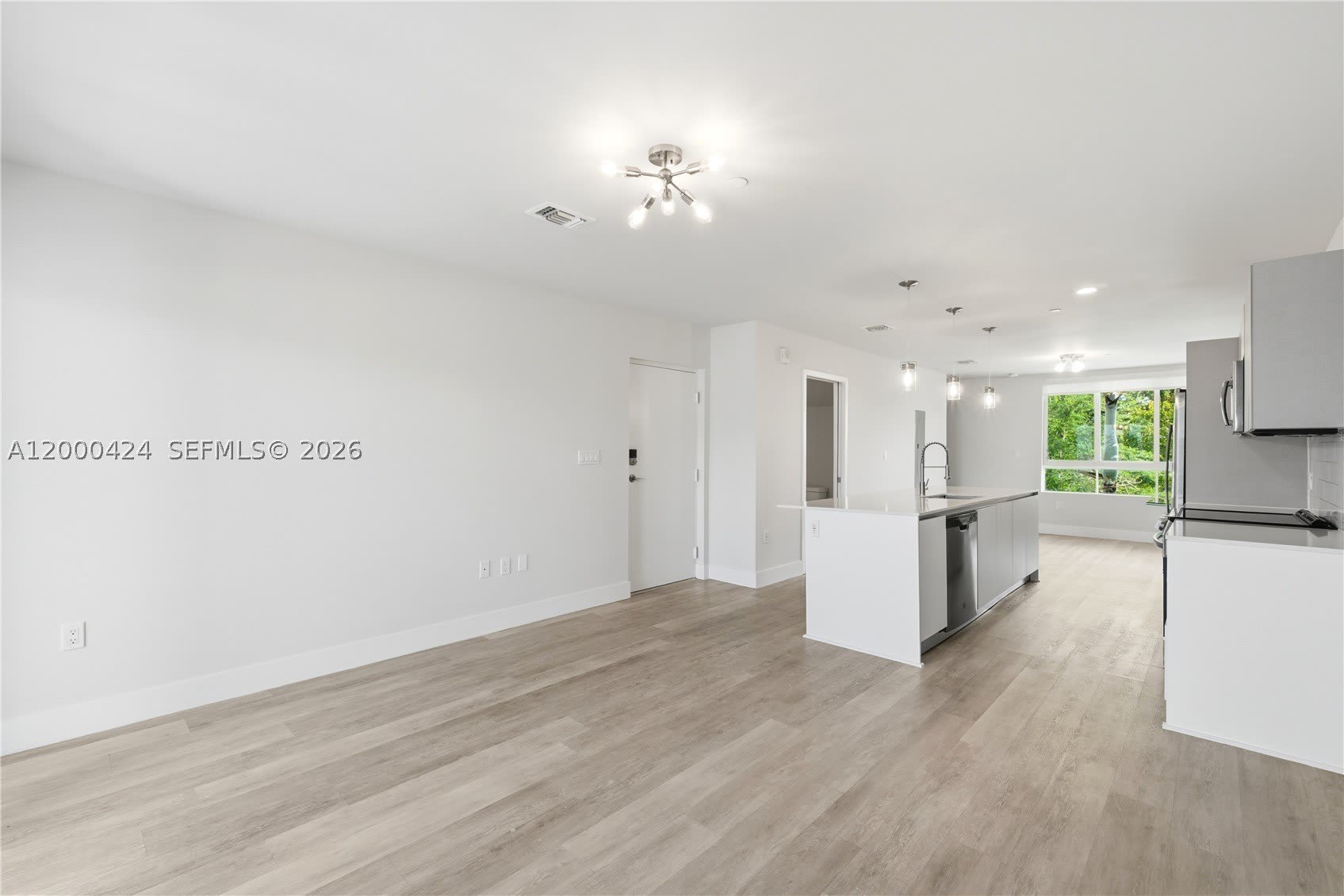 2505 Ne 193Rd St – photo 4