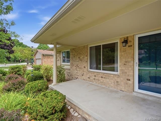 2387 Sanders Place – photo 5