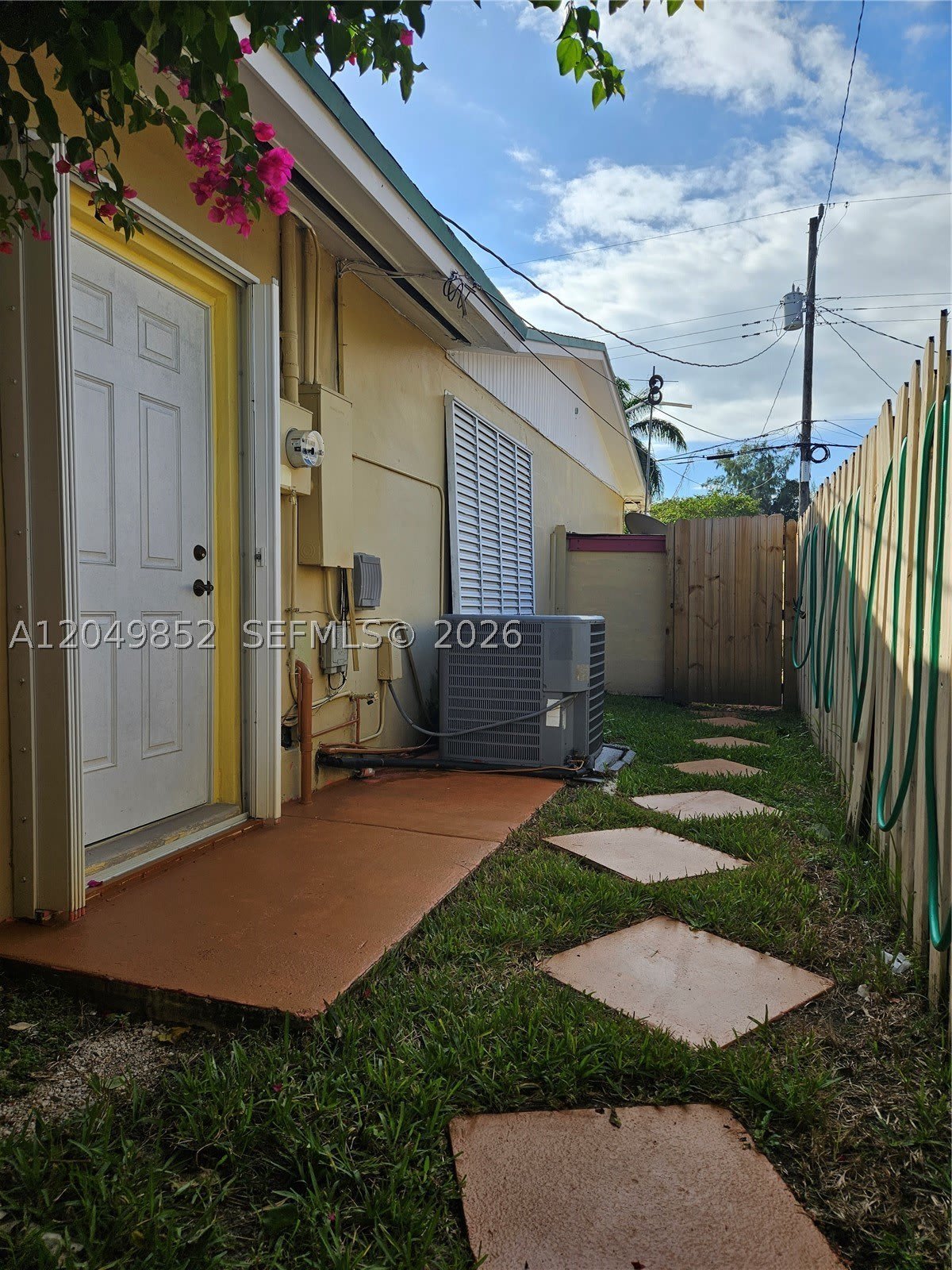 12340 SW 41st St – photo 2