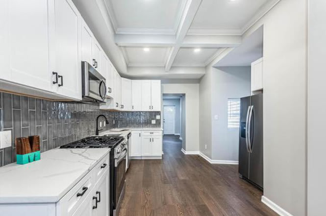 1715 East Oliver Street – photo 3