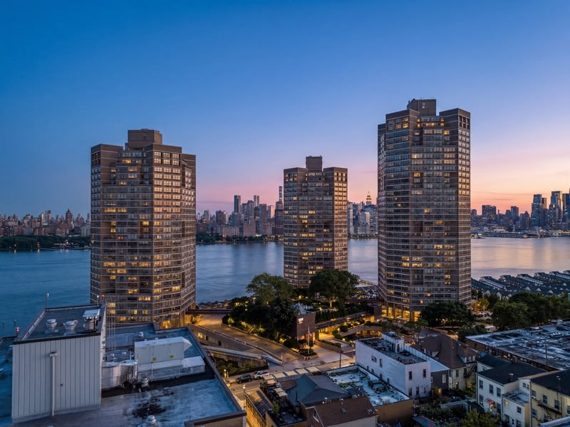 7004 JFK Boulevard East – photo 1