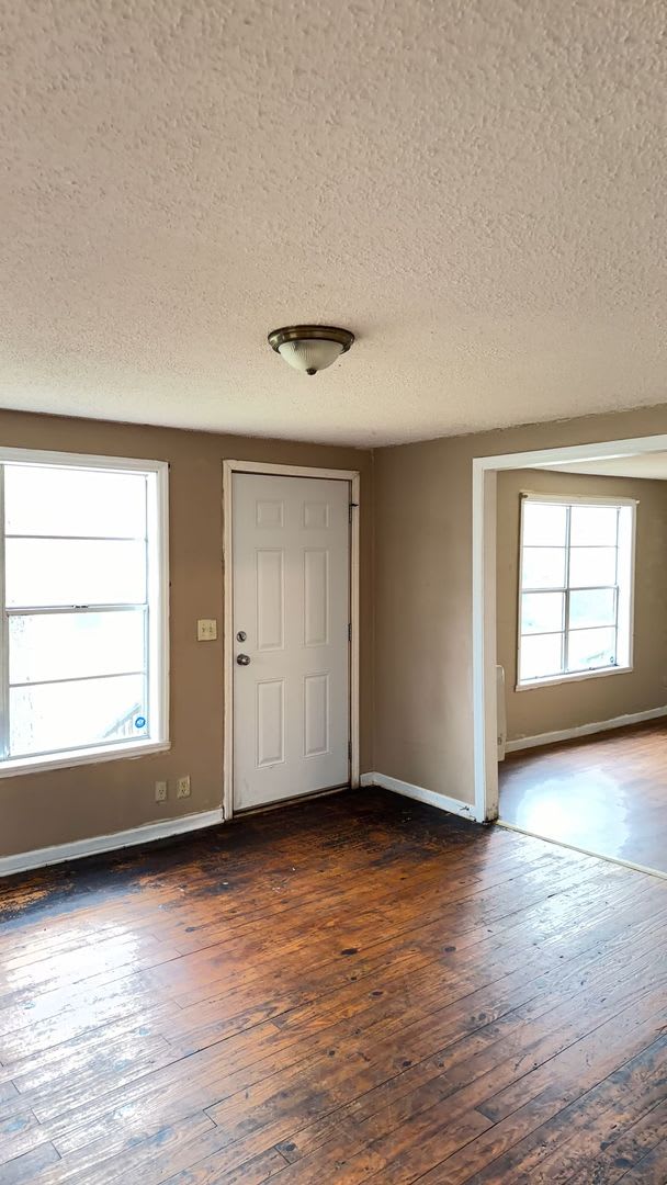 593 Perdue Place Greenville – photo 2