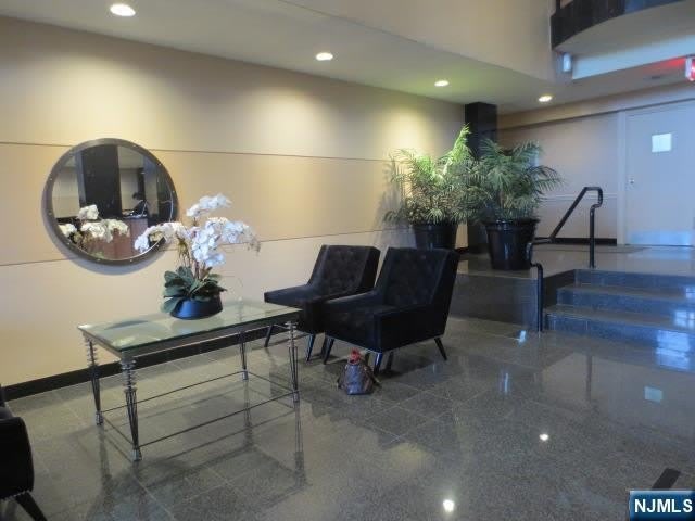 1590 Anderson – photo 3