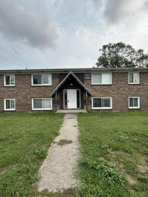 100 43rd Street Southwest – photo 1
