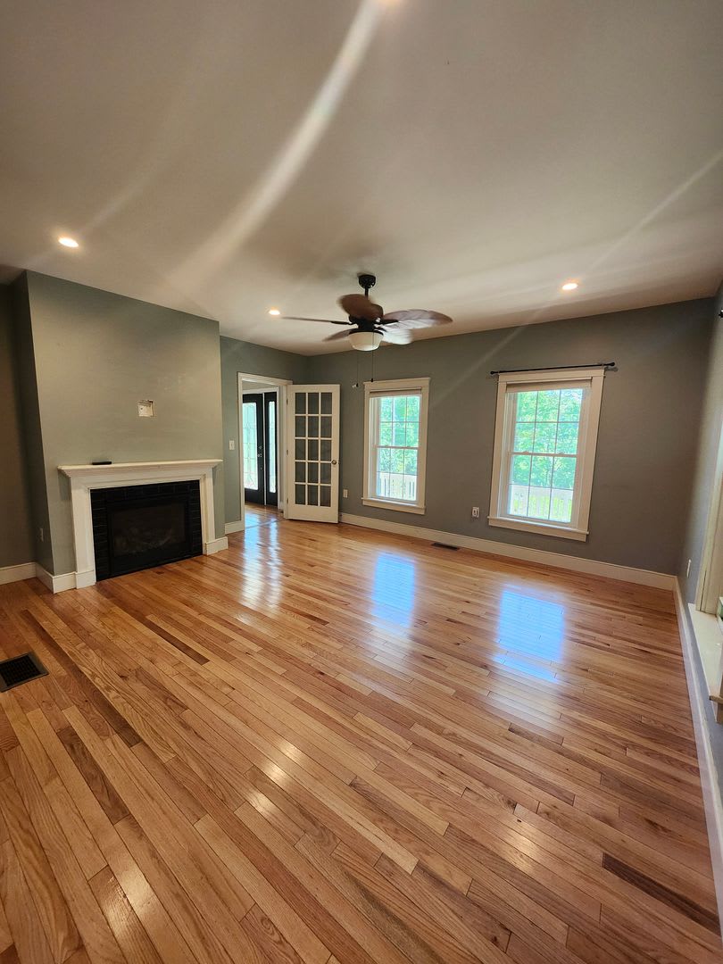 Oversized 3-Bedroom Duplex for Rent – $3,000/Month – photo 2