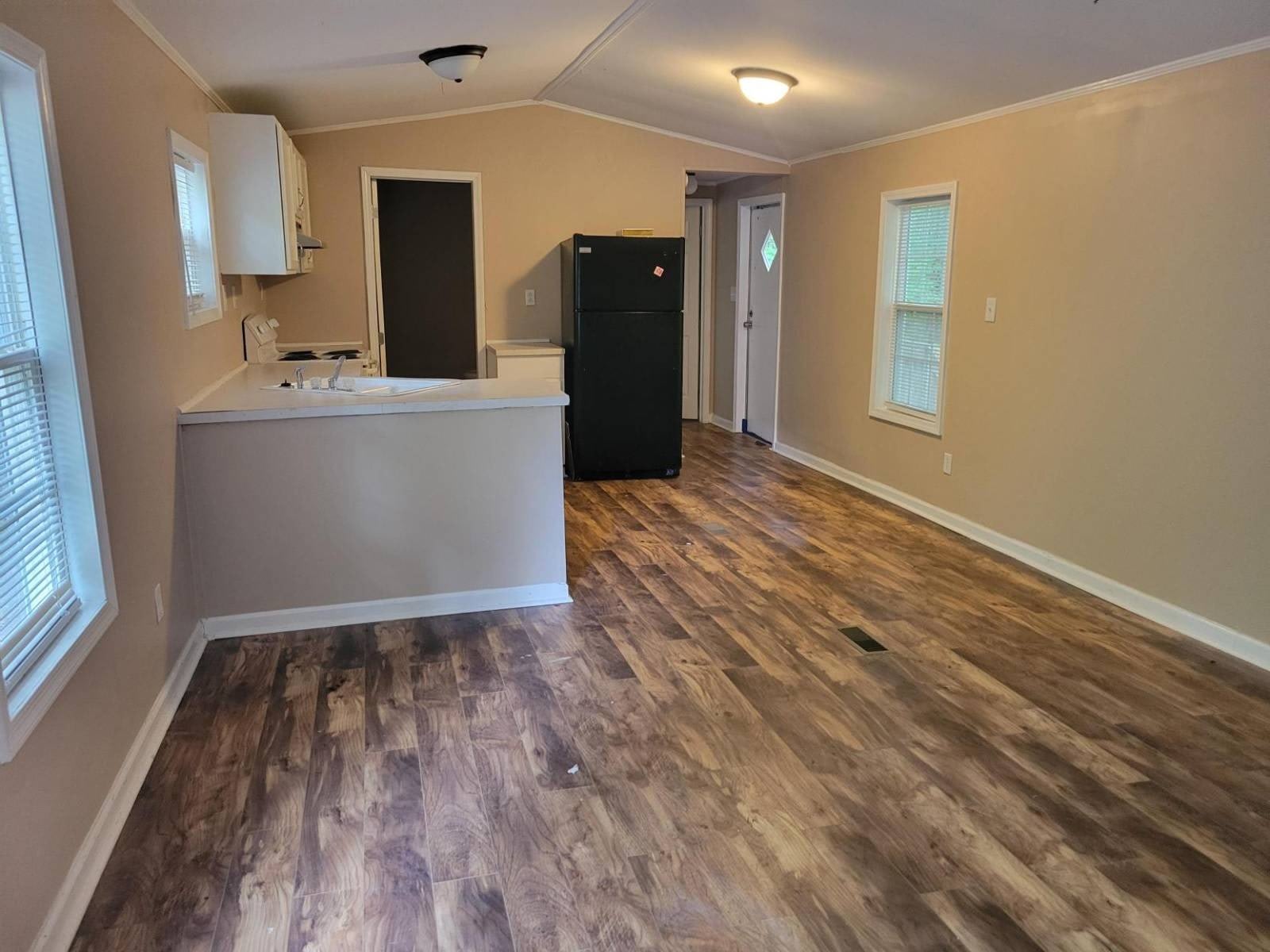4079 Acorn Drive – photo 2