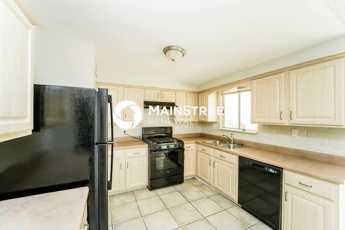 3232 East Stallion Lane – photo 5