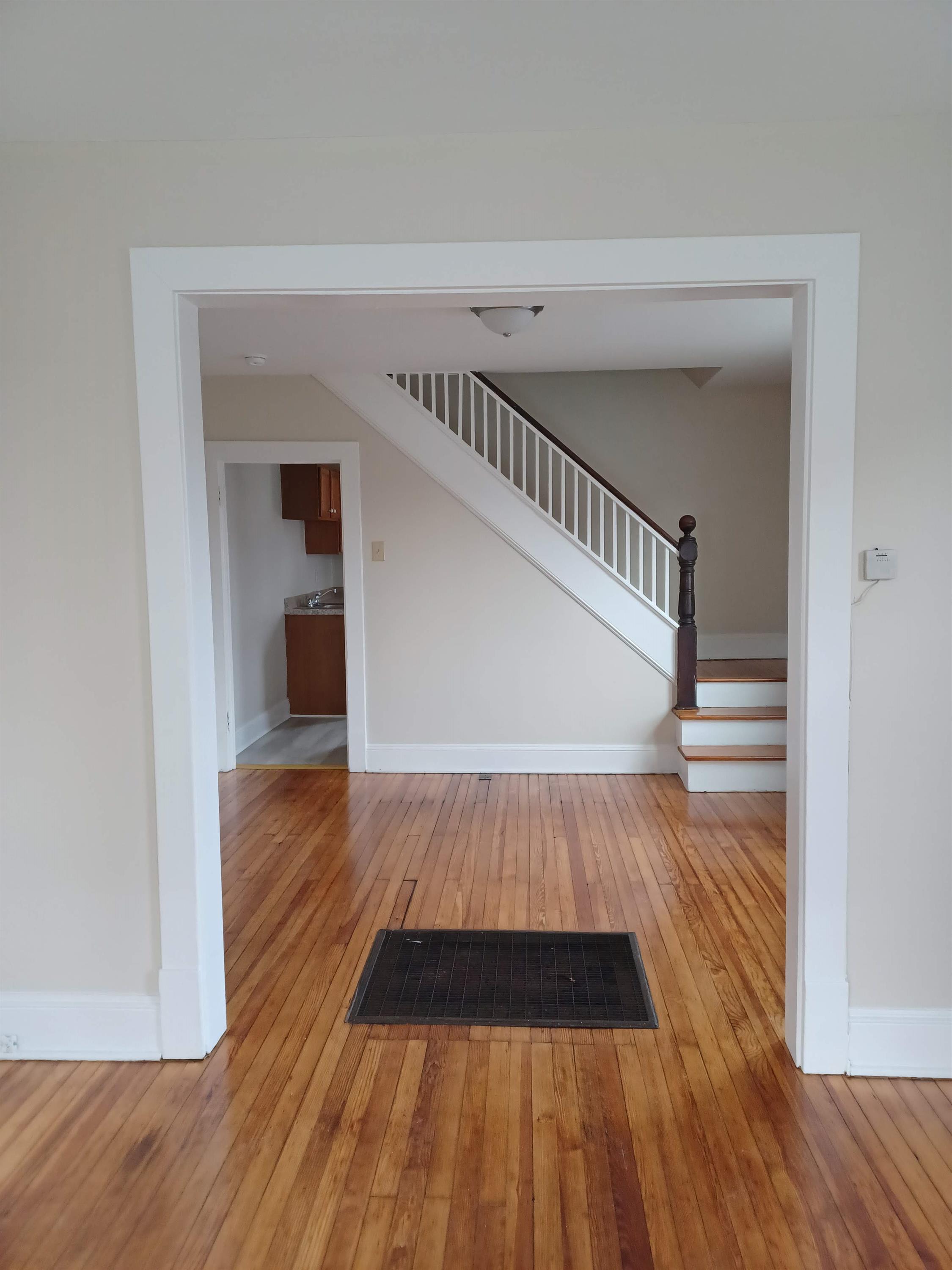 1001 S. Cameron St. – photo 4