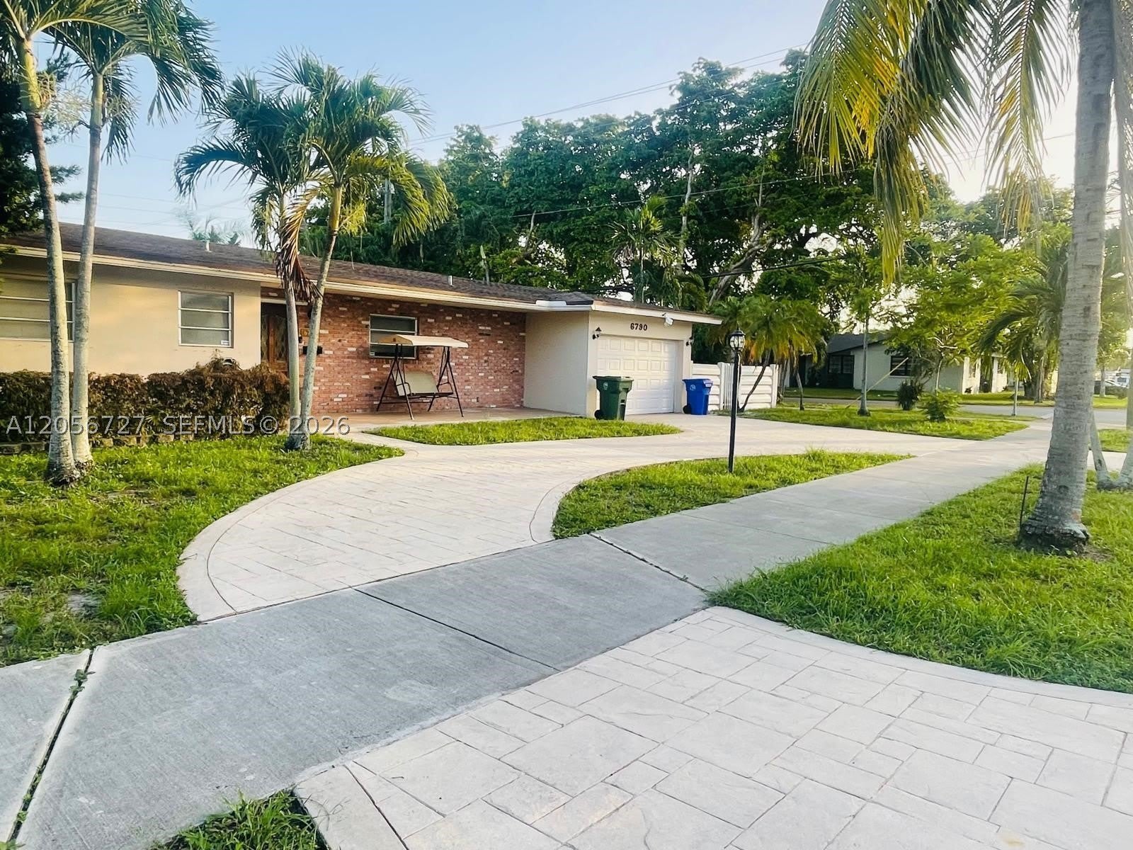 6790 SW 10th Ct – photo 1