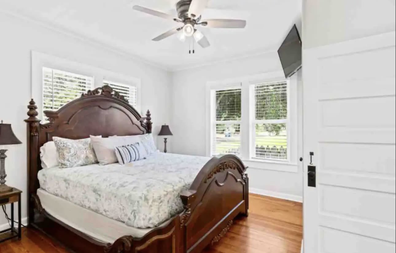527 Saint Joseph Street – photo 5