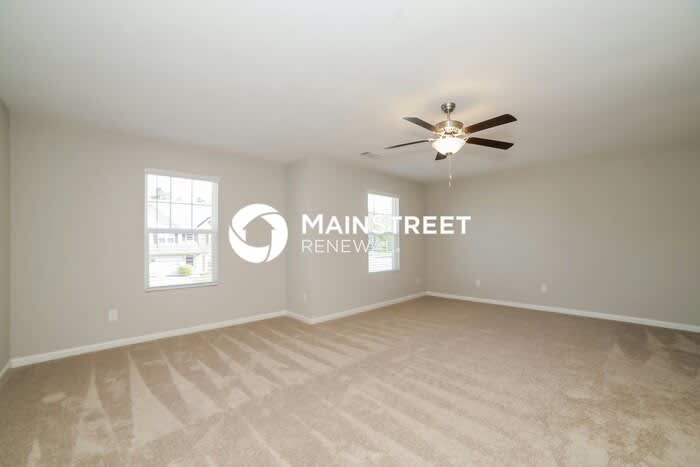 521 Firethorn Court – photo 3