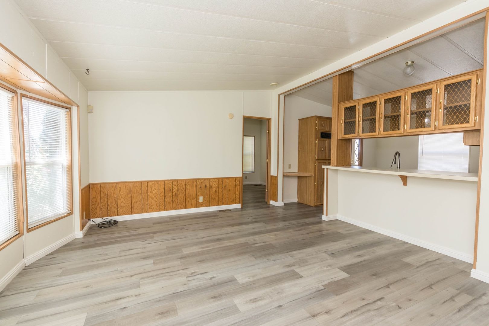 Home in Pahrump 3 Rooms – photo 3