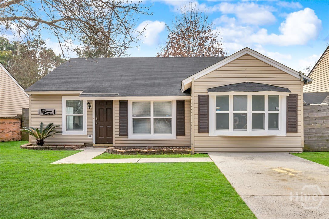 123 Peachtree Drive – photo 1