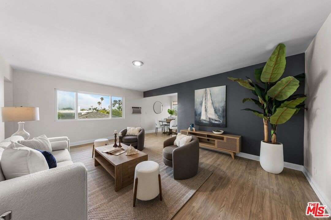 643 Pacific St – photo 1