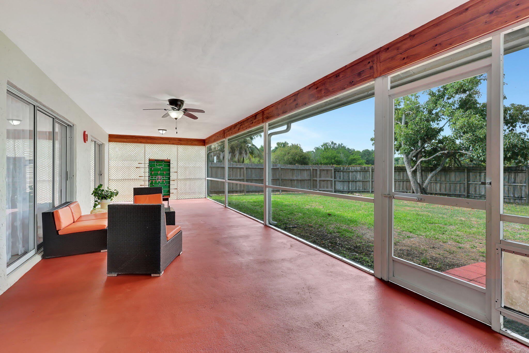 13805 Sheffield Street – photo 3
