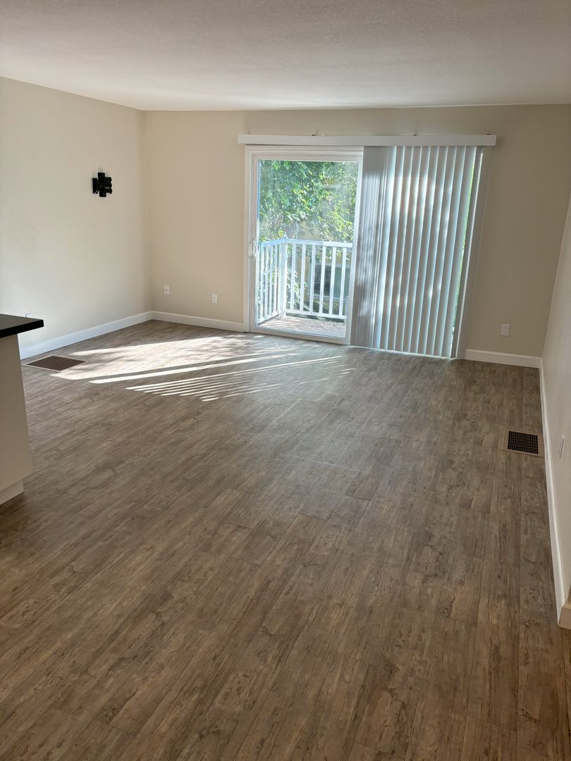 Beautiful 2Br/1Ba Condo by the Beach – photo 3