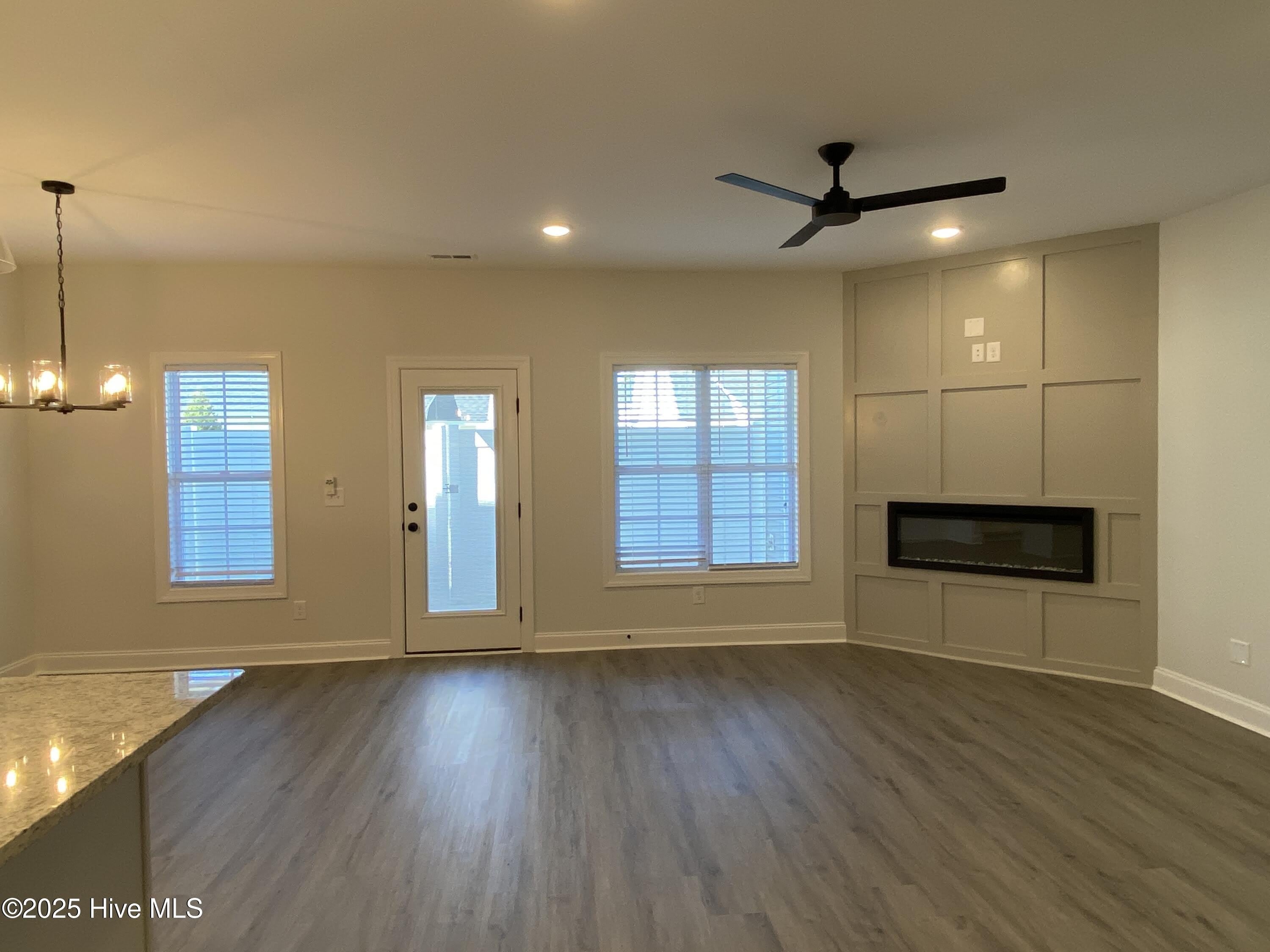 1404 B Hartley – photo 4