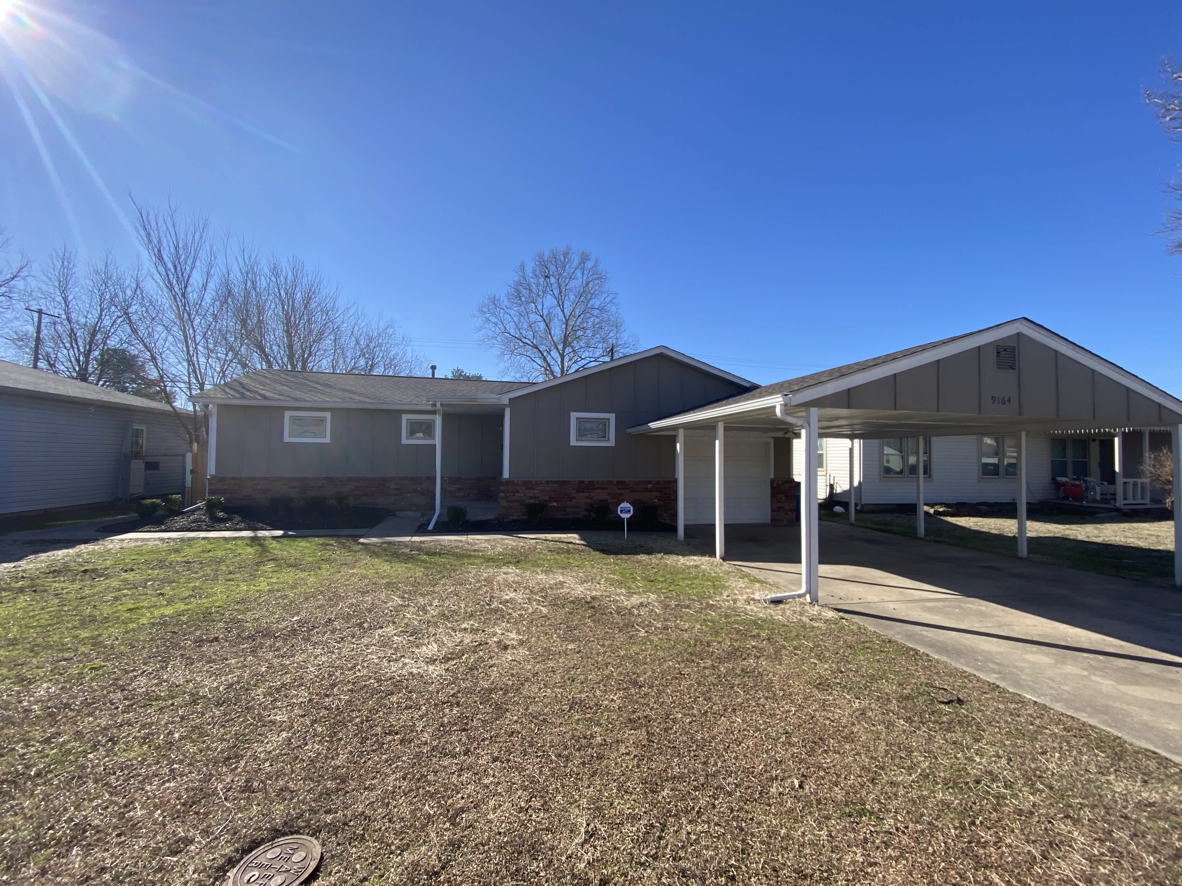 9164 E Newton St – photo 1