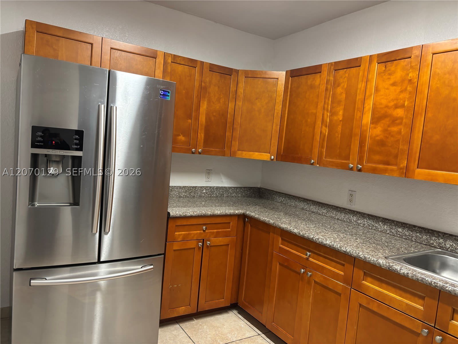 2059 SW 7th St – photo 4