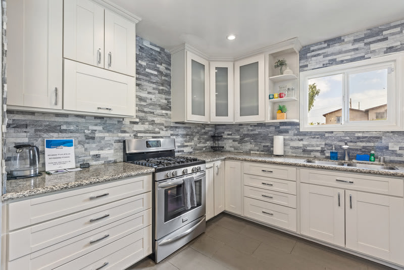 3254 Logan Ave – photo 4