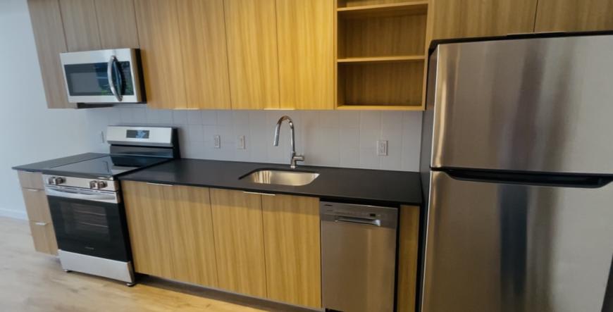 925 E 30Th St – photo 3