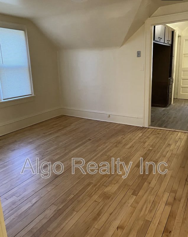 3250 North Logan Avenue – photo 3