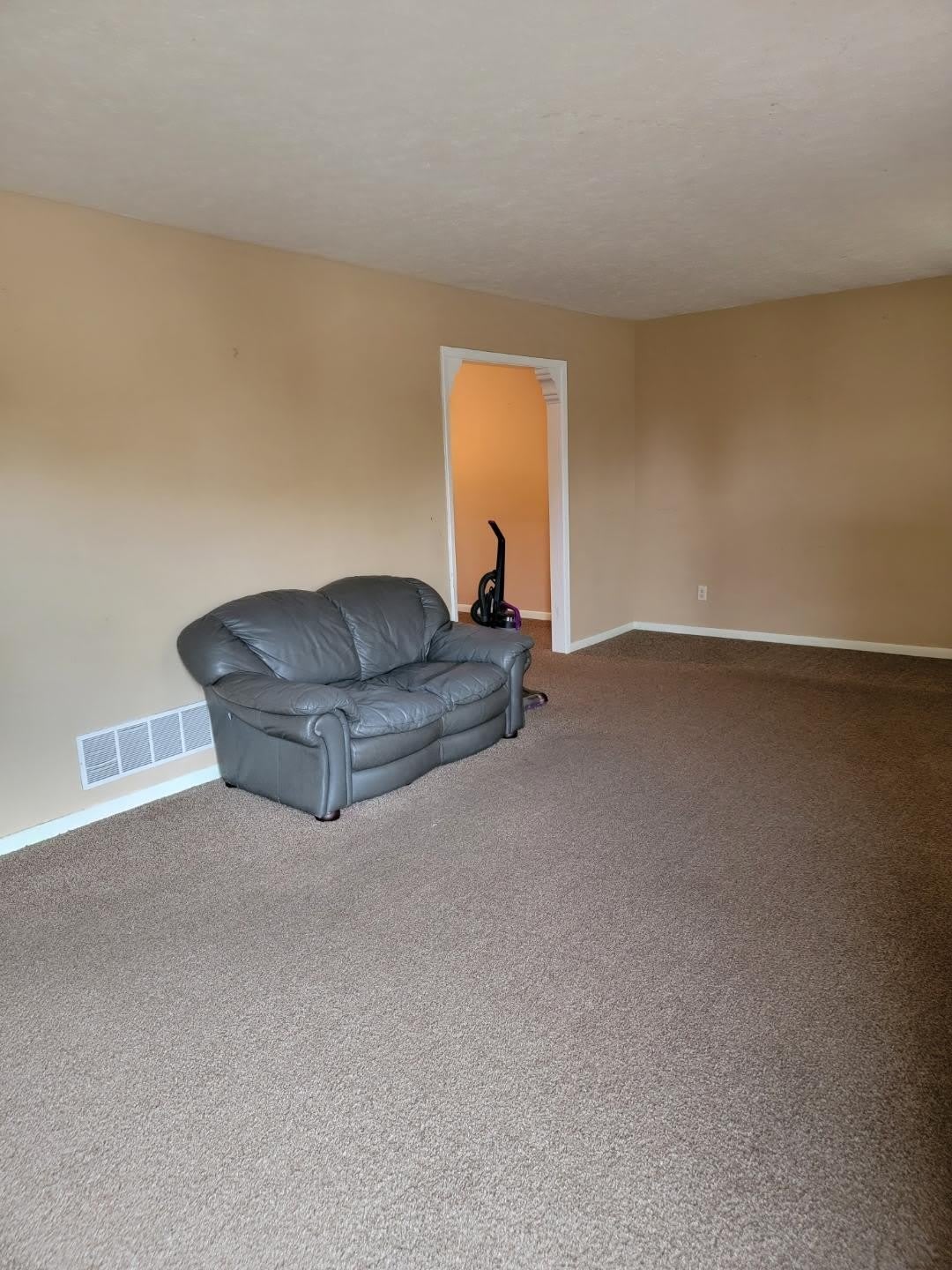 2531 Crosscreek Road – photo 2