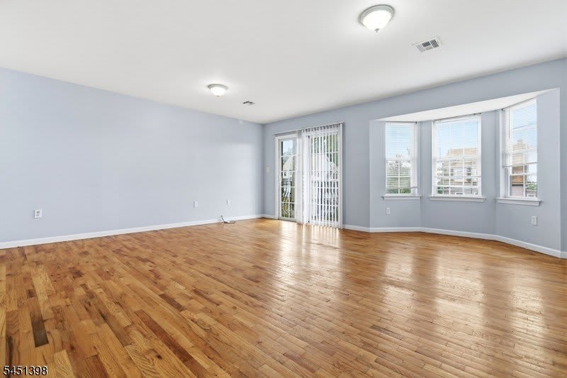 83 Farley Ave – photo 3
