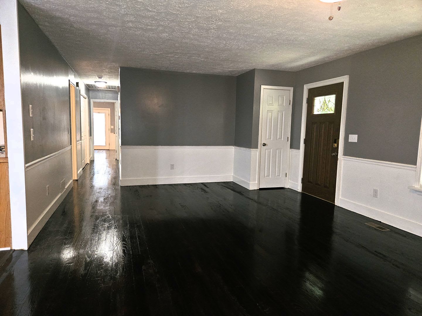 3BR Ranch In Powder Springs – photo 4