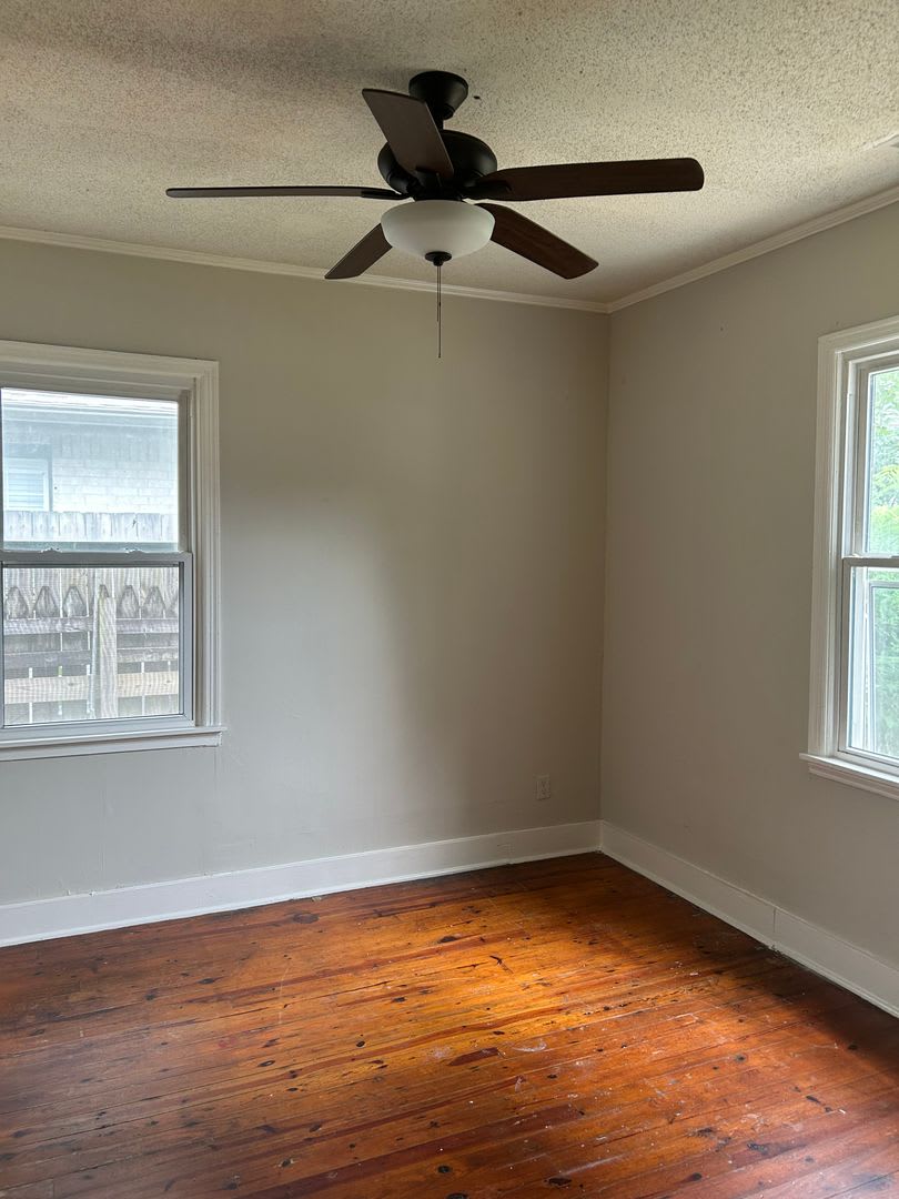 4 BR 2 bath – photo 5