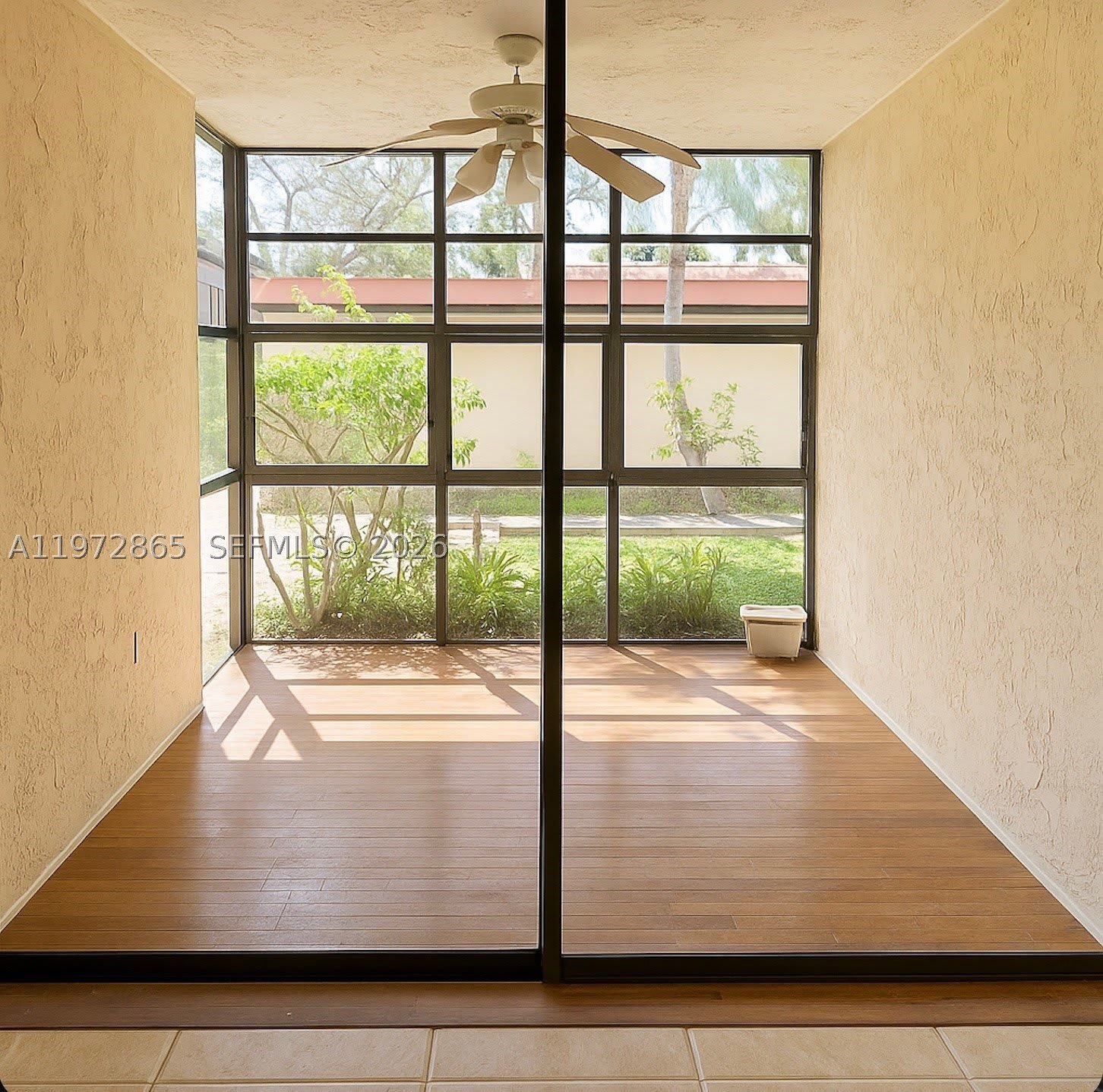 800 NE 199th St – photo 2