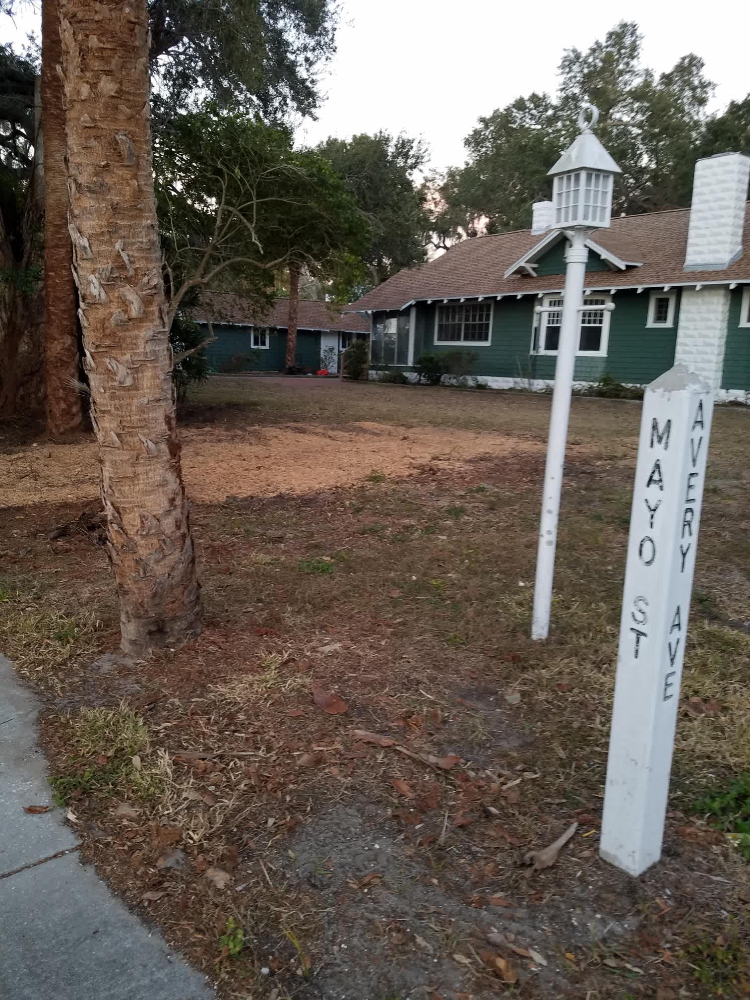 520 Avery Ave – photo 5