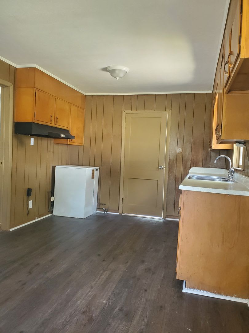 310 Savannah Ave – photo 5