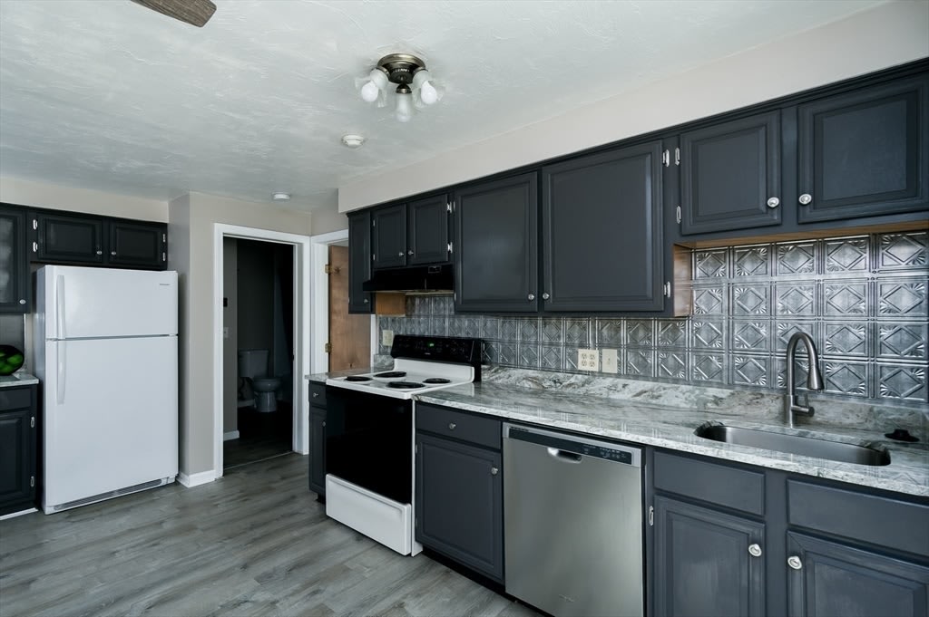 11 Hulbert Road – photo 2