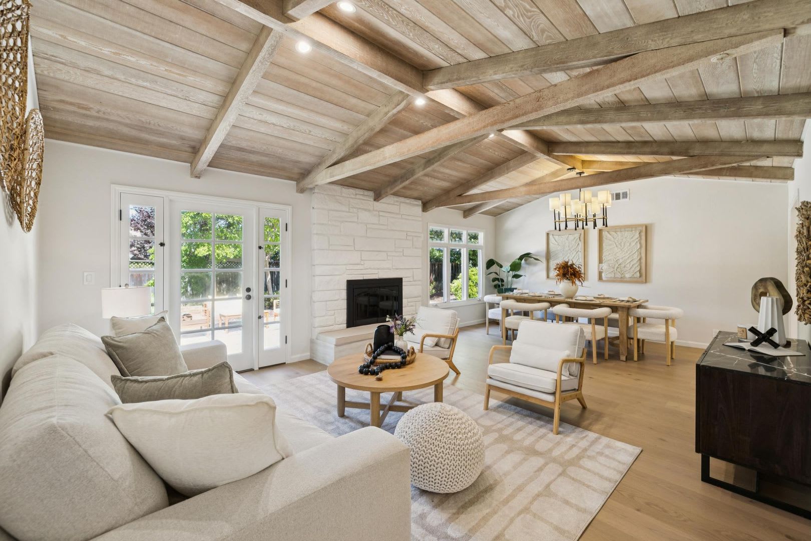 Updated 5BD Saratoga Home – photo 3