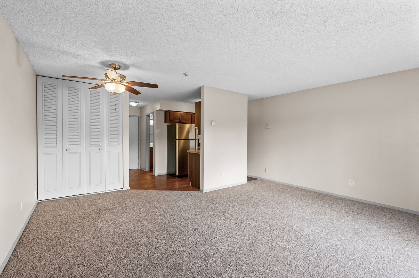 Cedar Valley Apartments – photo 5
