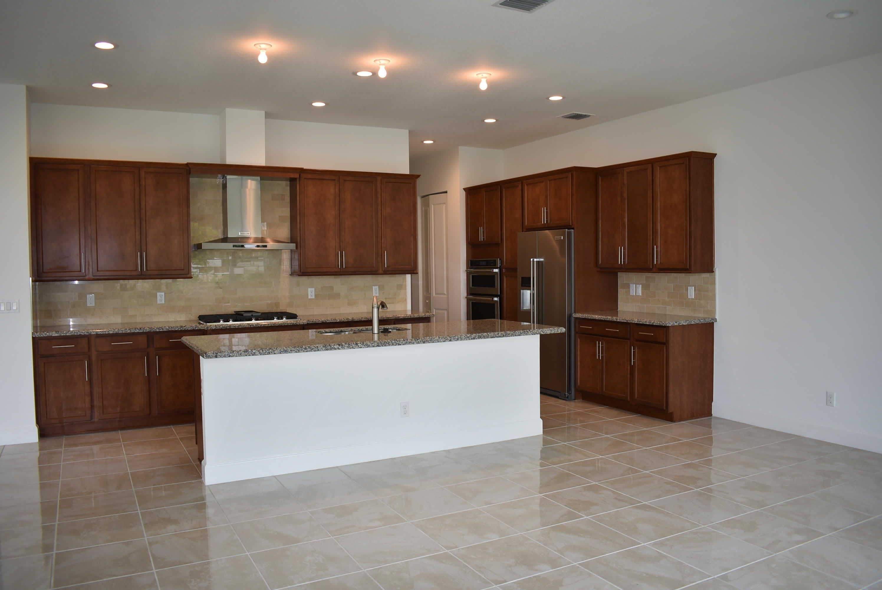 8865 Kingsmoor Way – photo 4