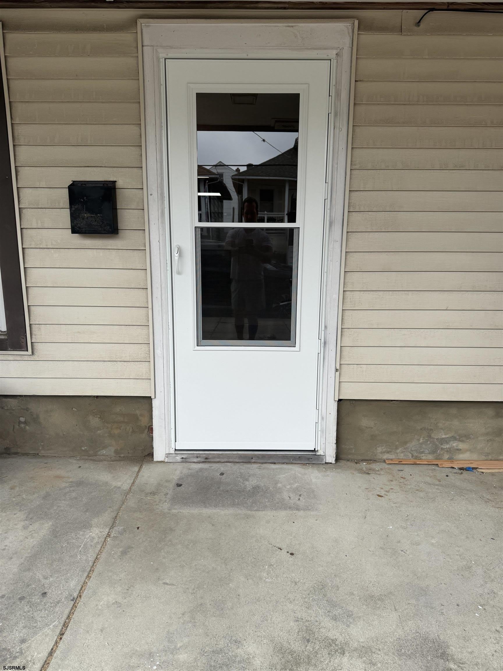 114 N Harvard Ave – photo 2