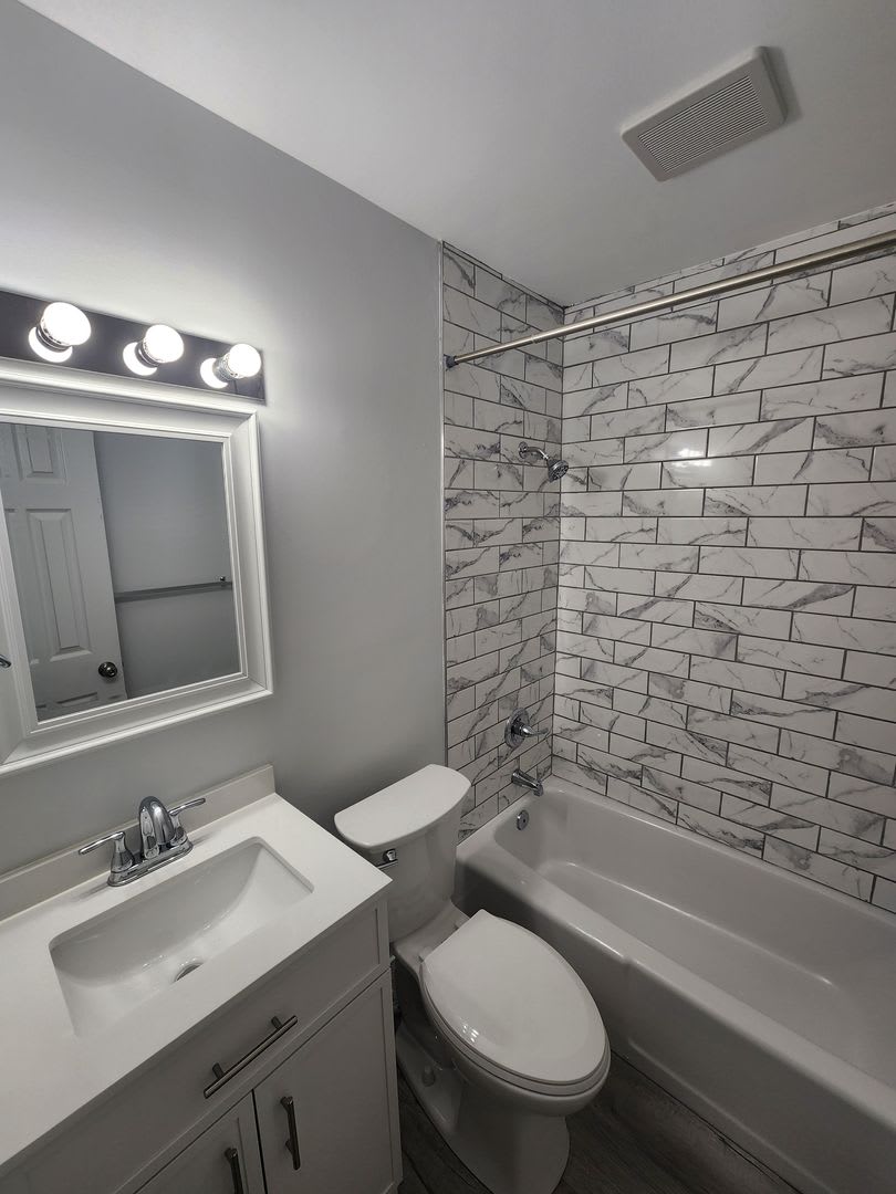 Chapel Hill/2BR Brookside Condo – photo 5