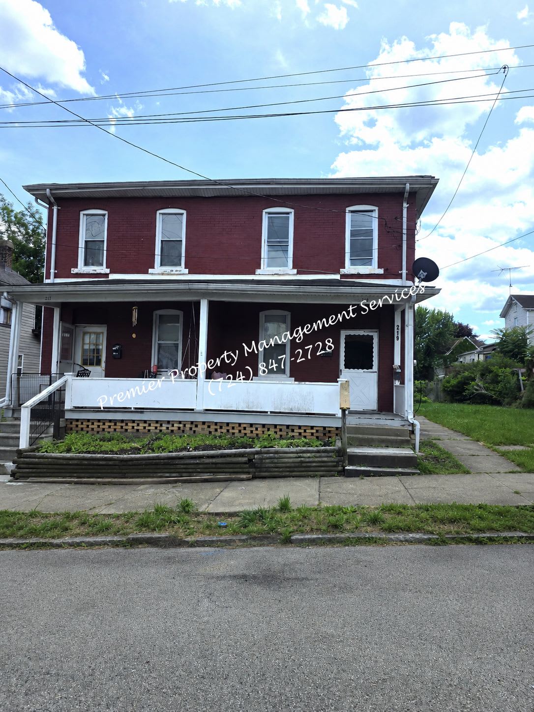 219 13Th Street 2 – photo 1
