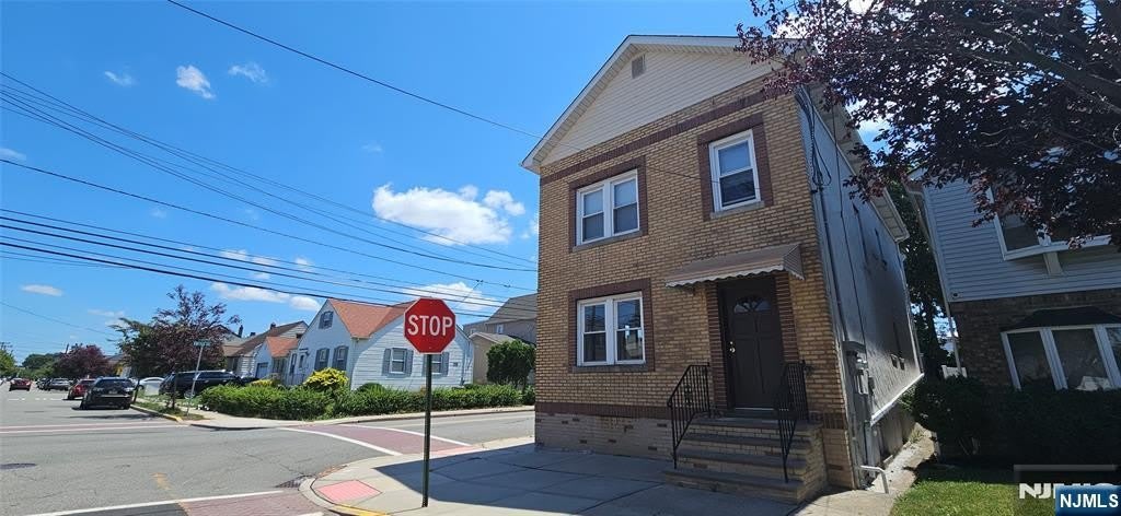 780 6Th Street – photo 3