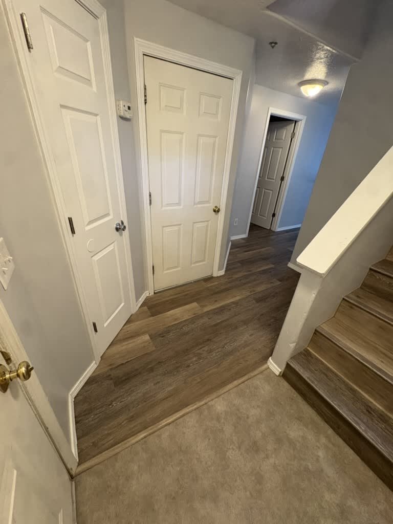 1894 Southeast Clay Street – photo 3