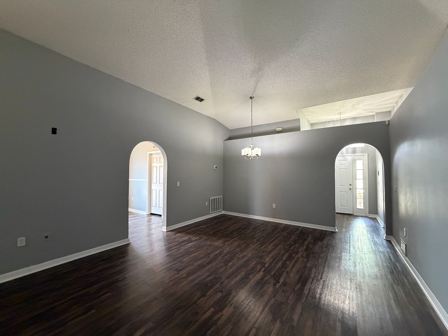 Beautiful Westside 3 Bedroom Home in Overland Park – photo 4