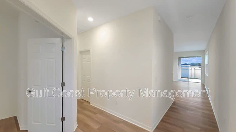2896 89Th Street Circle East – photo 3