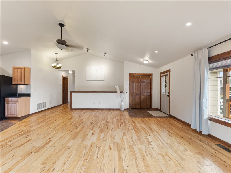 1221 Wildflower Trail – photo 4
