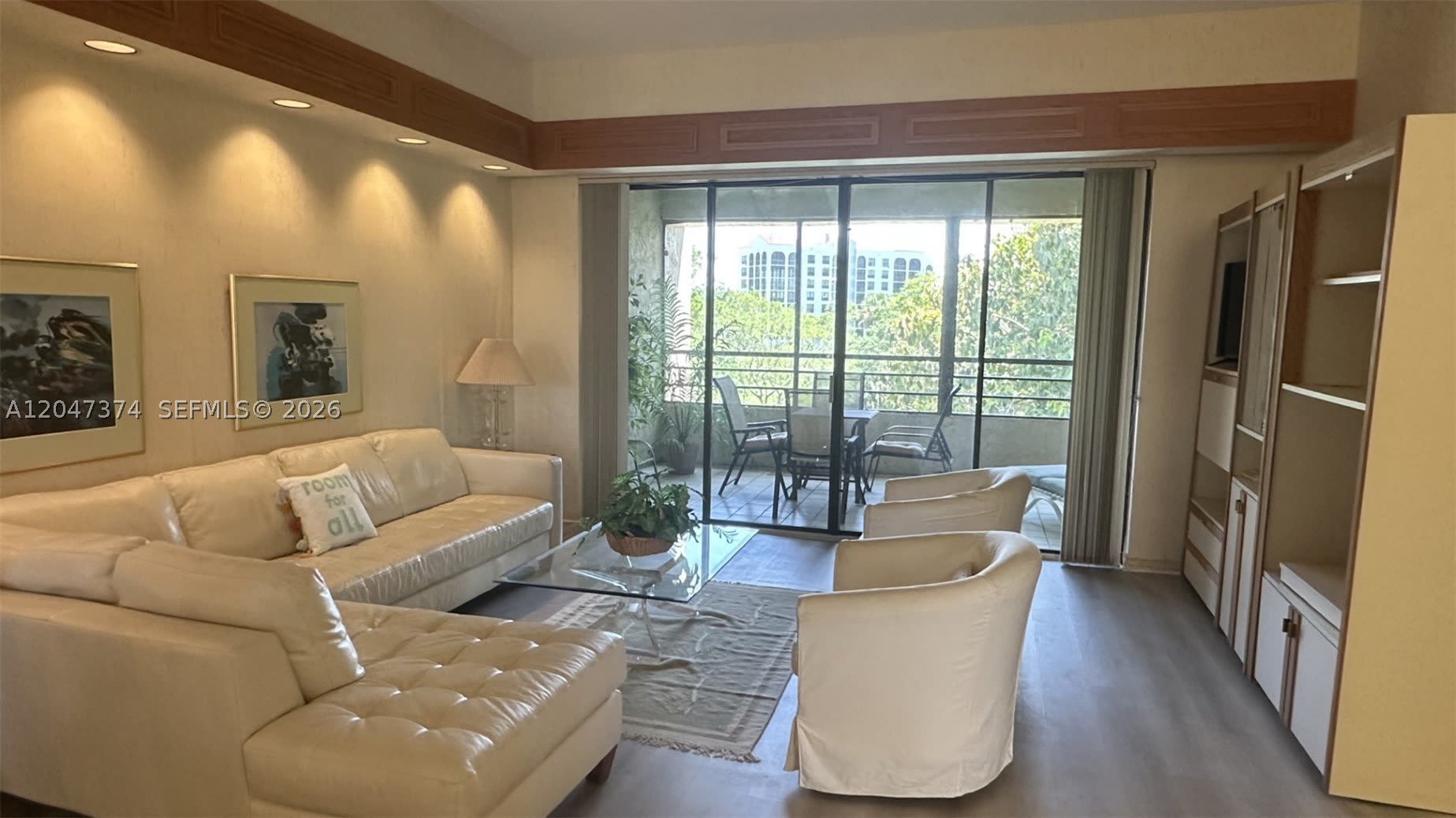 7472 La Paz Blvd – photo 4